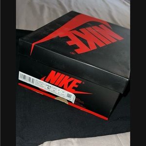 Jordan 1 Electro Orange